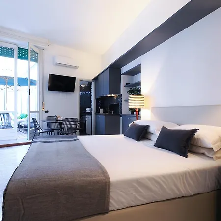 Duomo Terrace Suite Milan Exterior photo